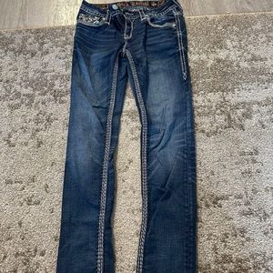 Buckle jeans